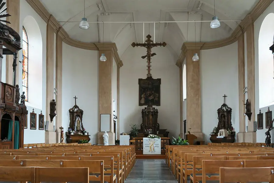 Jacobus de Meerdere is in de parochiekerk van Schurhoven prominent aanwezig (rechts)